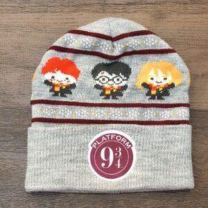 Harry Potter Platform 9 3/4 Gray Character Beanie, Size Youth NWOT